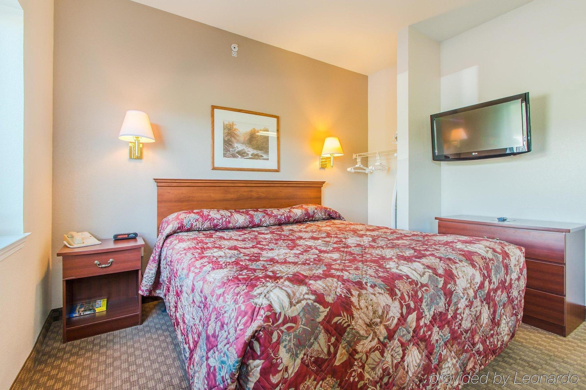 Intown Suites Extended Stay コロラドスプリングス エクステリア 写真